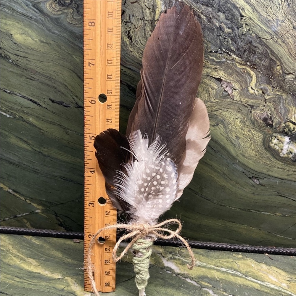 Feather Artwork Hand Crafted Natural Home Decor New - Picture 7 of 11